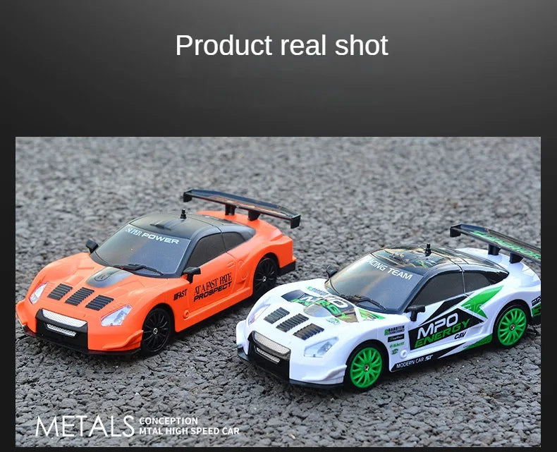 RC-Drift-Auto mit 2,4-GHz, Maßstab 1:24, Funkfernsteuerung Rennwagen